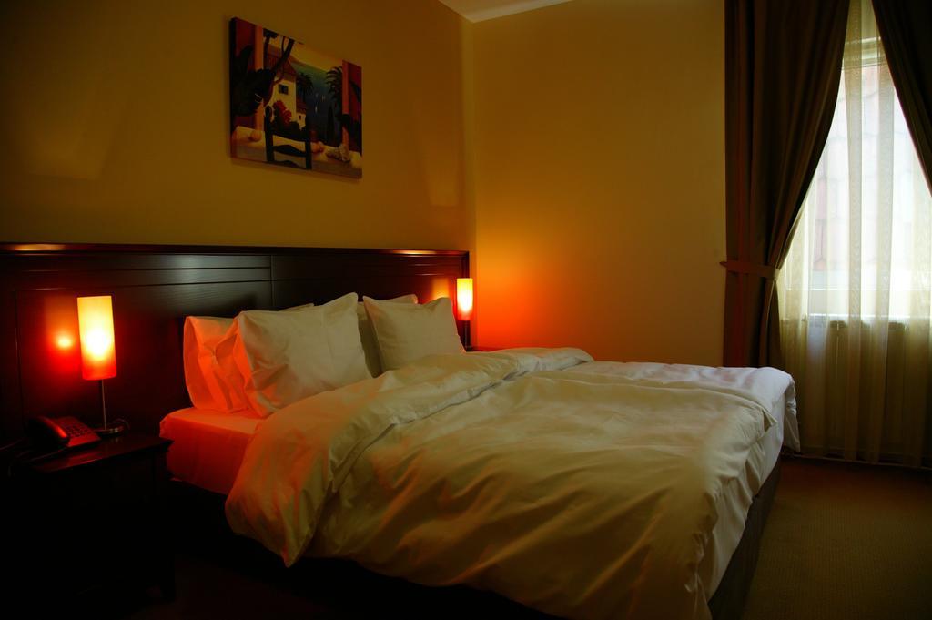 Garni Hotel Contact Belgrade Room photo