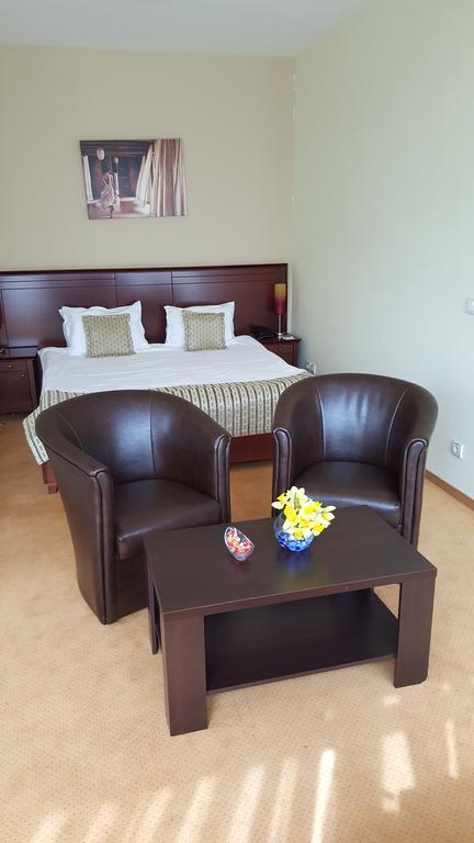 Garni Hotel Contact Belgrade Exterior photo